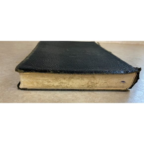 The Holy Bible Containing The Old And New Testaments 1957 - Picture 4 of 9